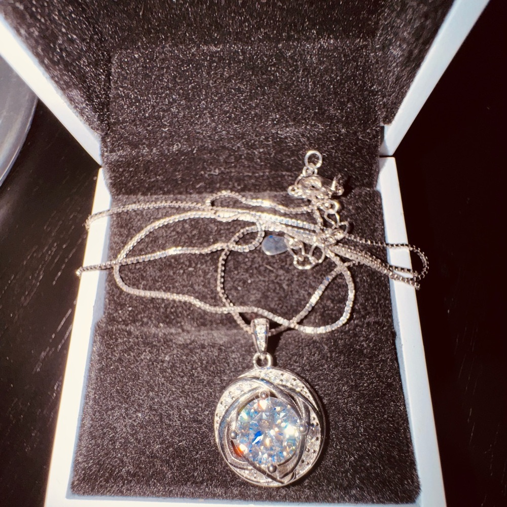 New Moissanite 925 Sterling Silver Diamond Necklace